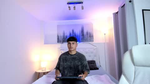 Mathew online show from 11, 3, 2025