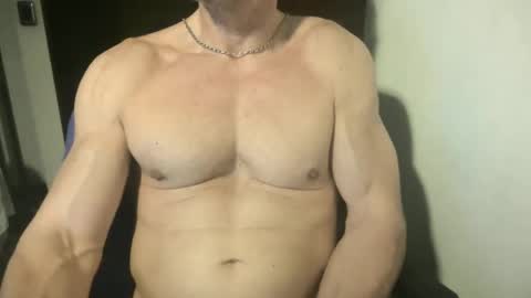 MatiasMatureMuscle online show from 18, 3, 2026