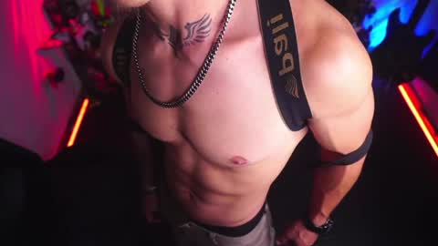 Snapshot of matiusdf chatting on 28, 4, 2026 matius online show from 28, 4, 2026