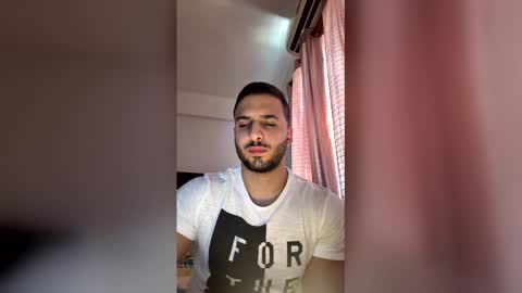 Snapshot of matt_broudy_ chatting on 3, 3, 2026 matt_broudy_ online show from 3, 3, 2026