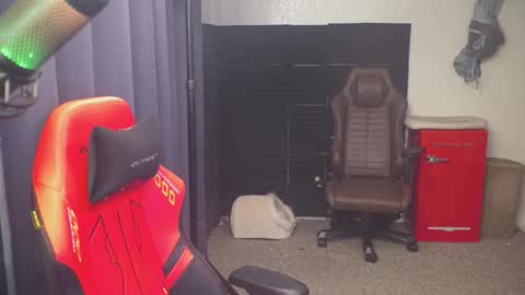 Snapshot of mattcashxxx chatting on 6, 2, 2026 Matt Cash online show from 6, 2, 2026