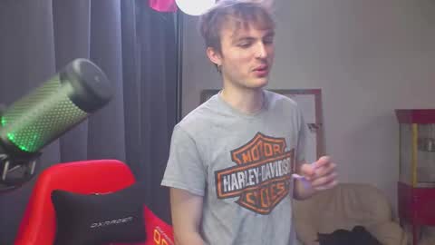 Snapshot of mattcashxxx chatting on 2, 3, 2026 Matt Cash online show from 2, 3, 2026