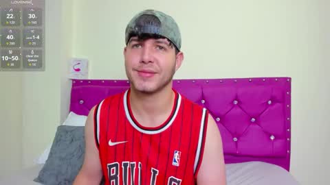 Snapshot of matthew_gill chatting on 3, 2, 2026 matthewlatinc online show from 3, 2, 2026