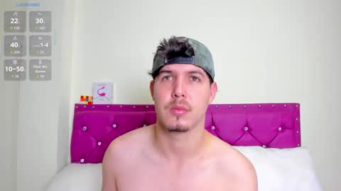 Snapshot of matthew_gill chatting on 24, 2, 2026 matthewlatinc online show from 24, 2, 2026