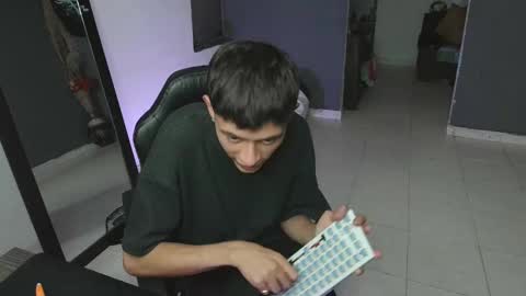 mattias     online show from 12, 2, 2025