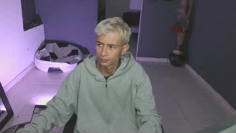 mattias     online show from 5, 3, 2025