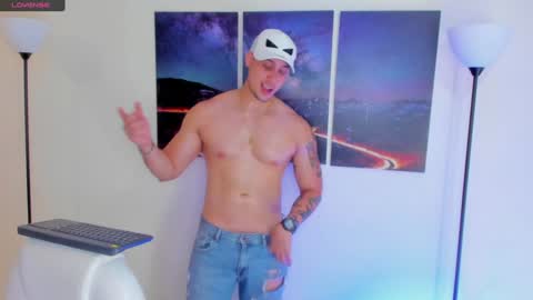 Snapshot of mattsaill_ chatting on 4, 12, 2024 mattsaill_ online show from 4, 12, 2024