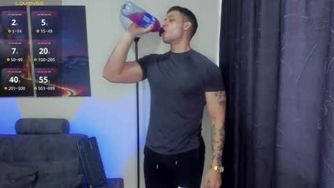 Snapshot of mattsaill_ chatting on 7, 10, 2025 mattsaill_ online show from 7, 10, 2025