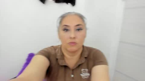 danna mature online show from 26, 2, 2026