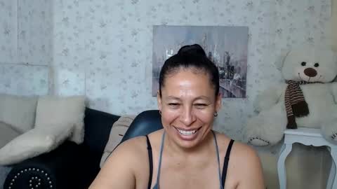 Snapshot of mature_martina_ chatting on 4, 6, 2026 Martina online show from 4, 6, 2026