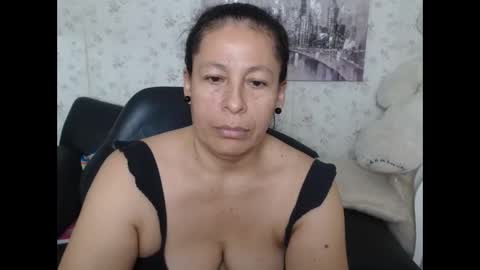 Snapshot of mature_martina_ chatting on 9, 6, 2026 Martina online show from 9, 6, 2026