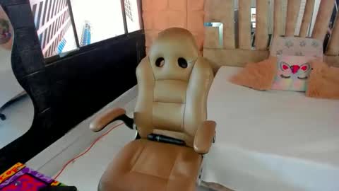 Sexy Hot Mature Sophy online show from 26, 3, 2026