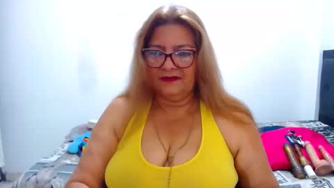 maturehot649 online show from 19, 10, 2025