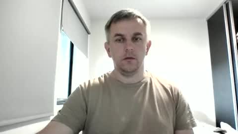 matureontheedge online show from 11, 5, 2026