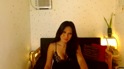 maturity_mommy_intown online show from 20, 9, 2025