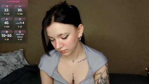 Mia online show from 2, 2, 2026