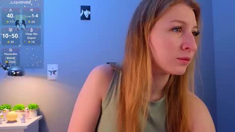 Snapshot of maureencoombs chatting on 29, 11, 2025 maureencoombs online show from 29, 11, 2025