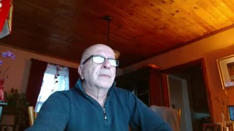 Maurice online show from 3, 2, 2025