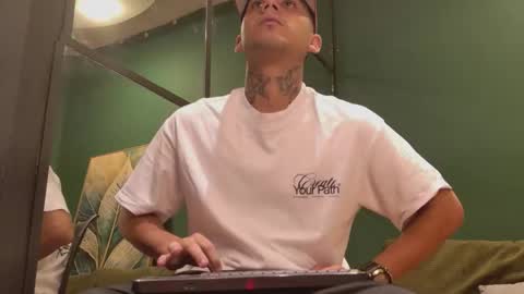 mauromaster10 online show from 16, 1, 2026