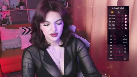 Mavis online show from 6, 3, 2025