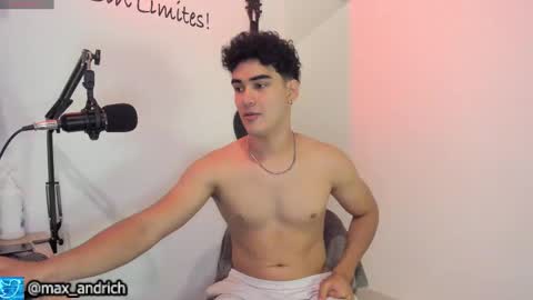 Snapshot of max__andrich chatting on 4, 2, 2026 Max... online show from 4, 2, 2026