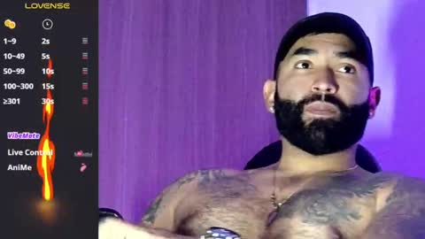 max__prada online show from 15, 9, 2025