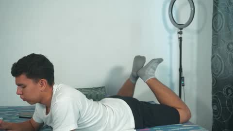 Max online show from 16, 11, 2025