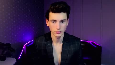 Snapshot of max_foks chatting on 22, 12, 2025 Max online show from 22, 12, 2025