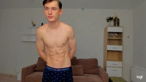 max_foks_ online show from 19, 4, 2026