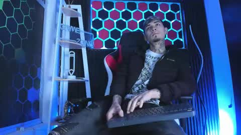 Max online show from 18, 3, 2026