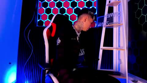 Max online show from 13, 4, 2026