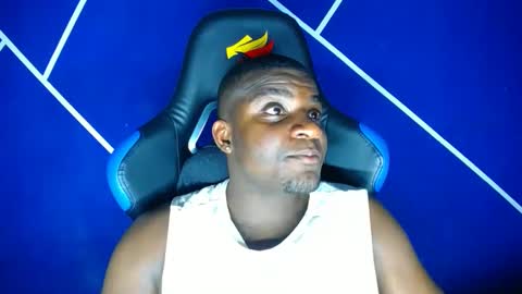 MAX online show from 13, 10, 2025