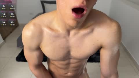 Snapshot of max_lancaster chatting on 15, 4, 2026 Max Lancaster online show from 15, 4, 2026