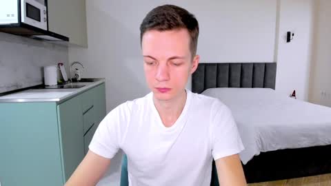 Max  online show from 22, 1, 2025