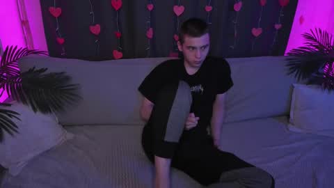 Max online show from 7, 3, 2025