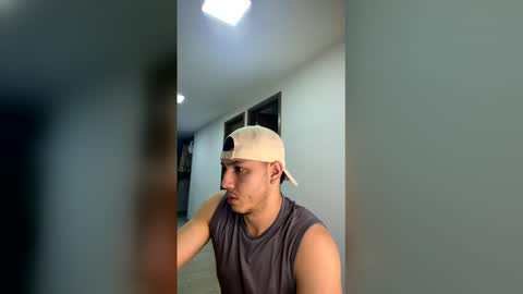 max_valiant1 online show from 19, 4, 2026