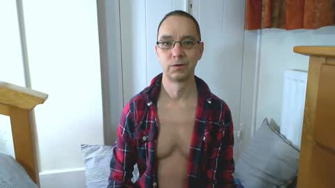 Snapshot of maxdavies chatting on 1, 2, 2026 Max Davies online show from 1, 2, 2026