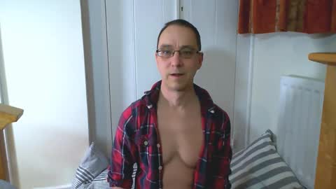 Snapshot of maxdavies chatting on 13, 2, 2026 Max Davies online show from 13, 2, 2026