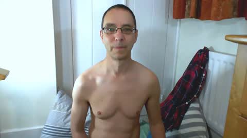 Max Davies online show from 25, 6, 2026