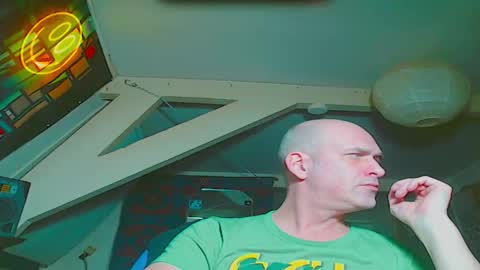 Snapshot of maxhardcore77 chatting on 21, 3, 2026 maxhardcore77 online show from 21, 3, 2026