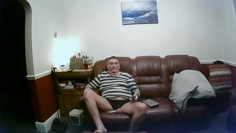 MAX online show from 18, 2, 2025