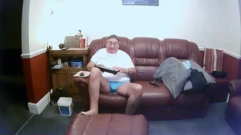 MAX online show from 28, 10, 2025