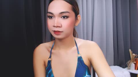 Snapshot of maxie_greyson chatting on 10, 12, 2024 maxie greyson online show from 10, 12, 2024