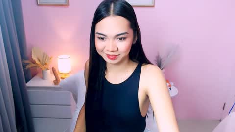 Snapshot of maxie_greyson chatting on 28, 12, 2024 maxie greyson online show from 28, 12, 2024