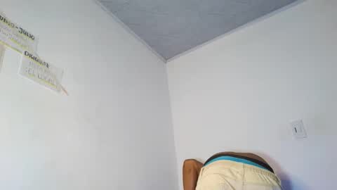 Maximo Aron Vega online show from 13, 2, 2026