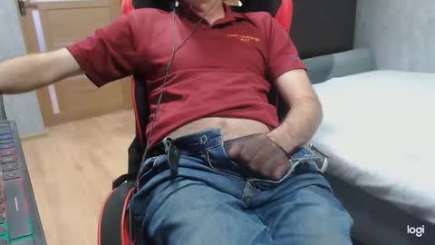 maximus3334 online show from 25, 9, 2025