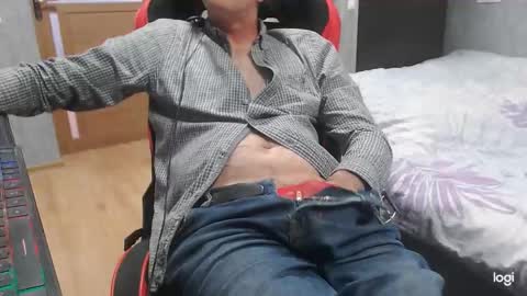 maximus3334 online show from 1, 10, 2025