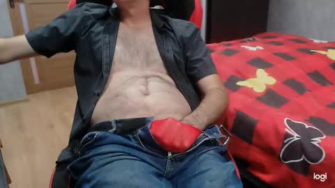 maximus3334 online show from 17, 10, 2025