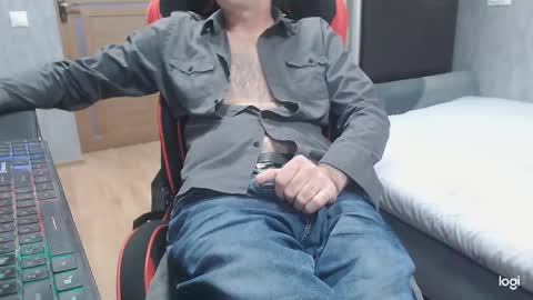 maximus3334 online show from 28, 11, 2025