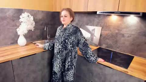 Snapshot of maxinefrary chatting on 23, 2, 2025 Lucy online show from 23, 2, 2025